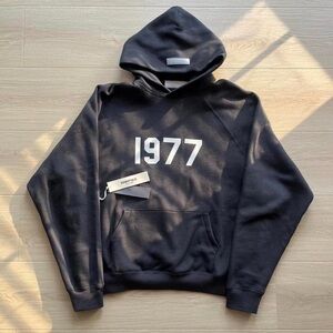 Essentials Hoodie 1977 iron